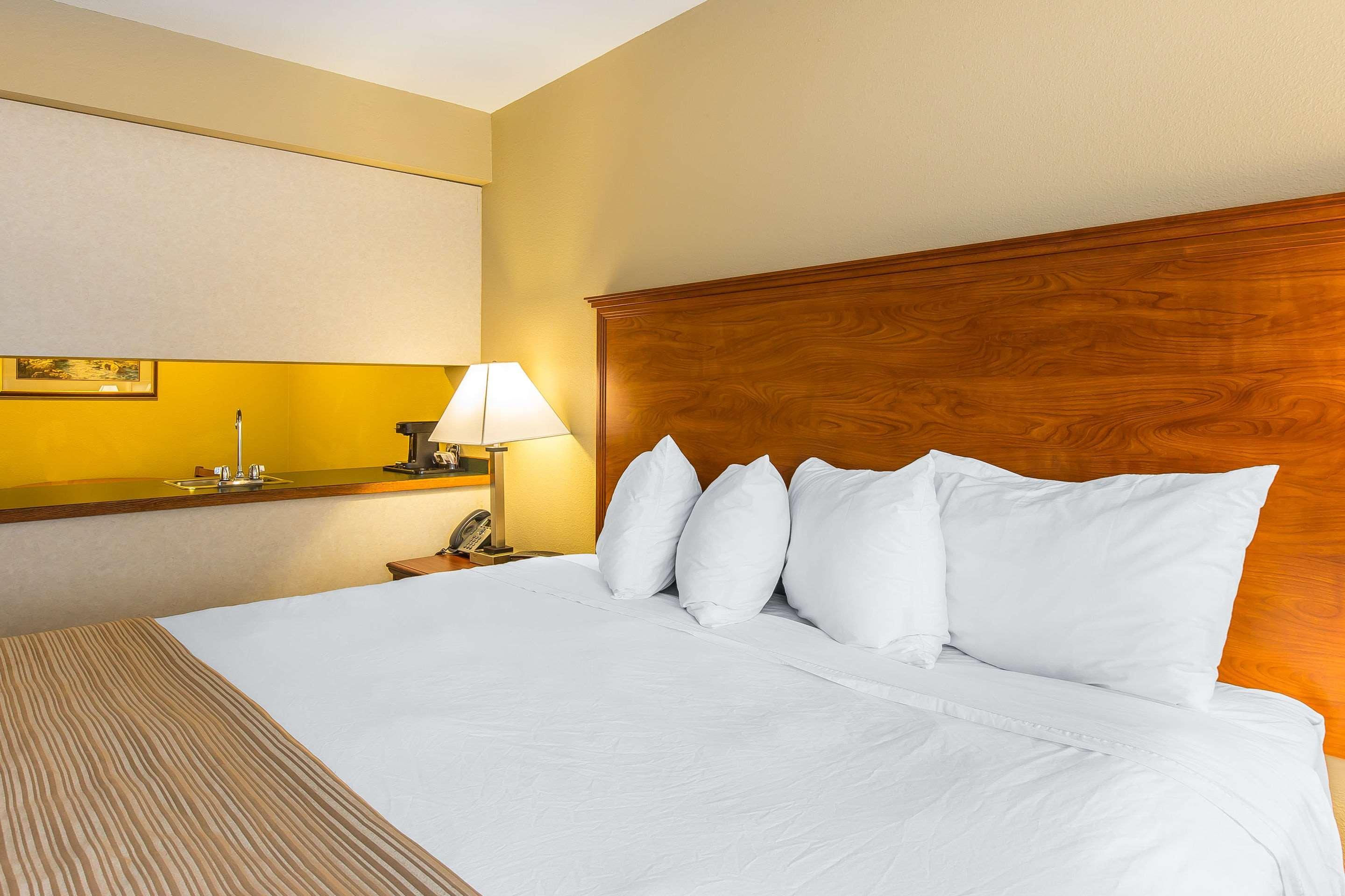 גלנווד ספרינגס Quality Inn & Suites On The River מראה חיצוני תמונה