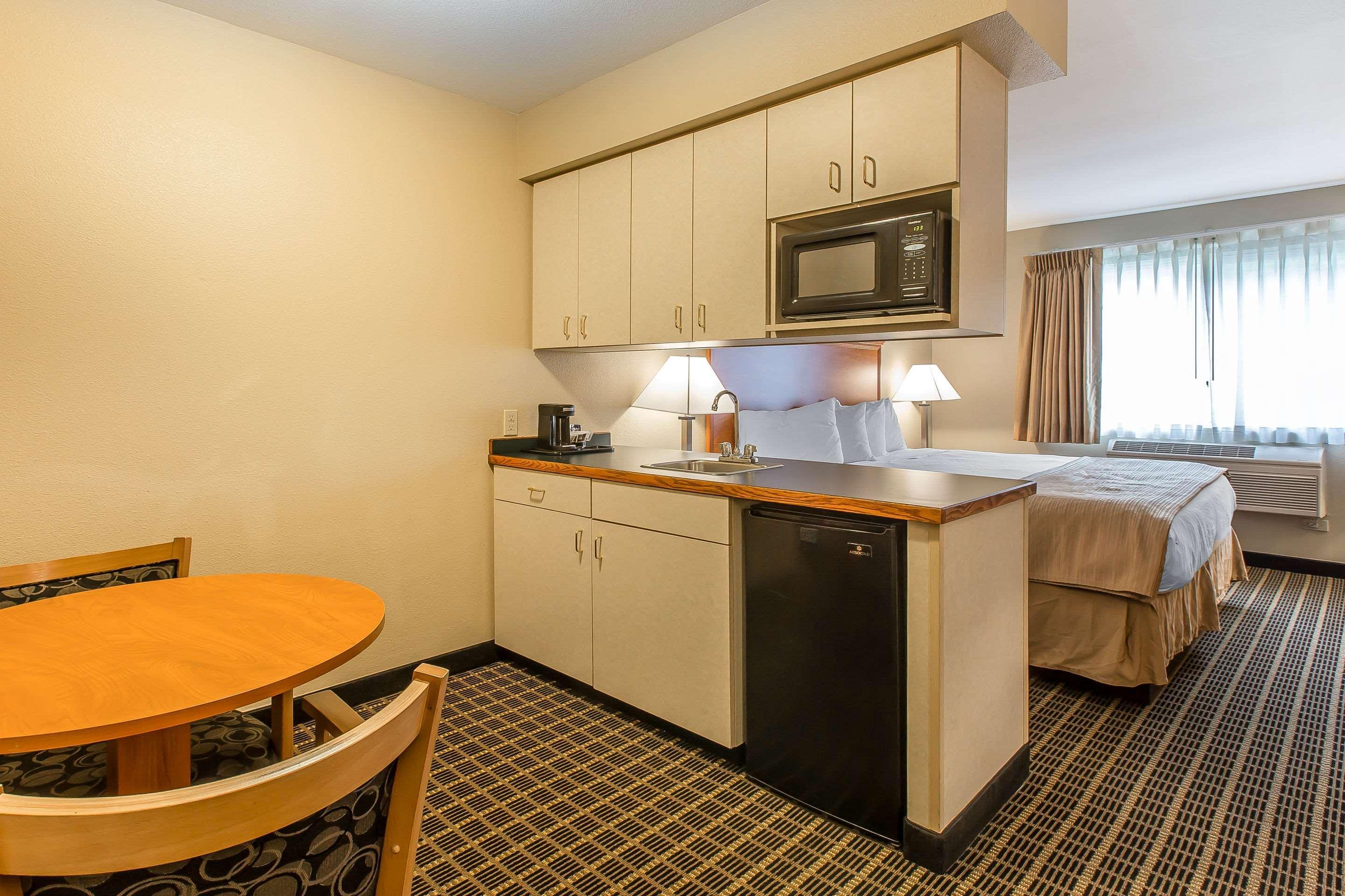 גלנווד ספרינגס Quality Inn & Suites On The River מראה חיצוני תמונה