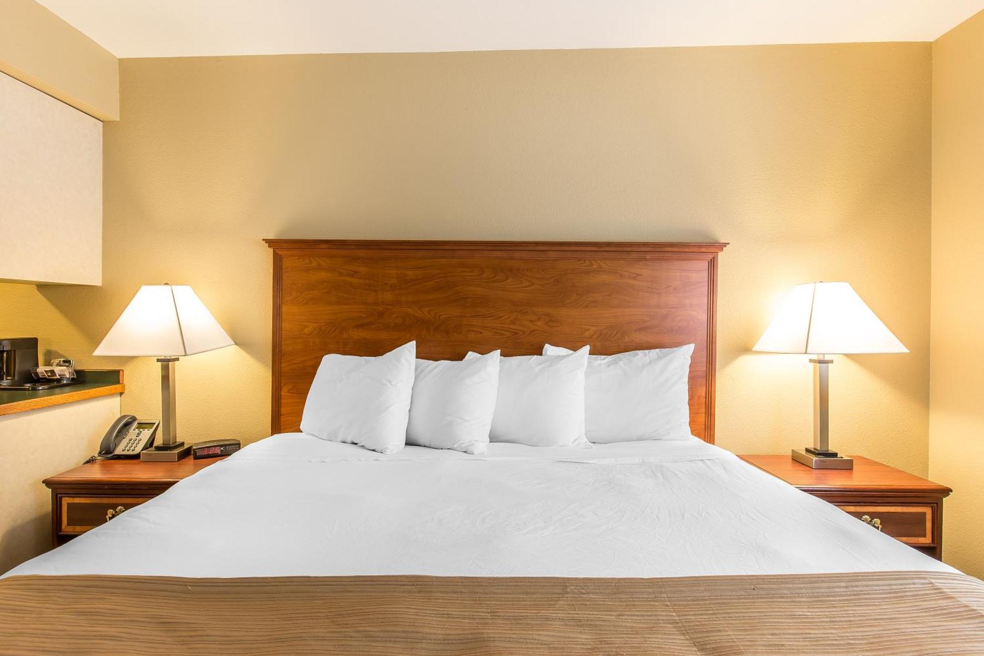 גלנווד ספרינגס Quality Inn & Suites On The River מראה חיצוני תמונה