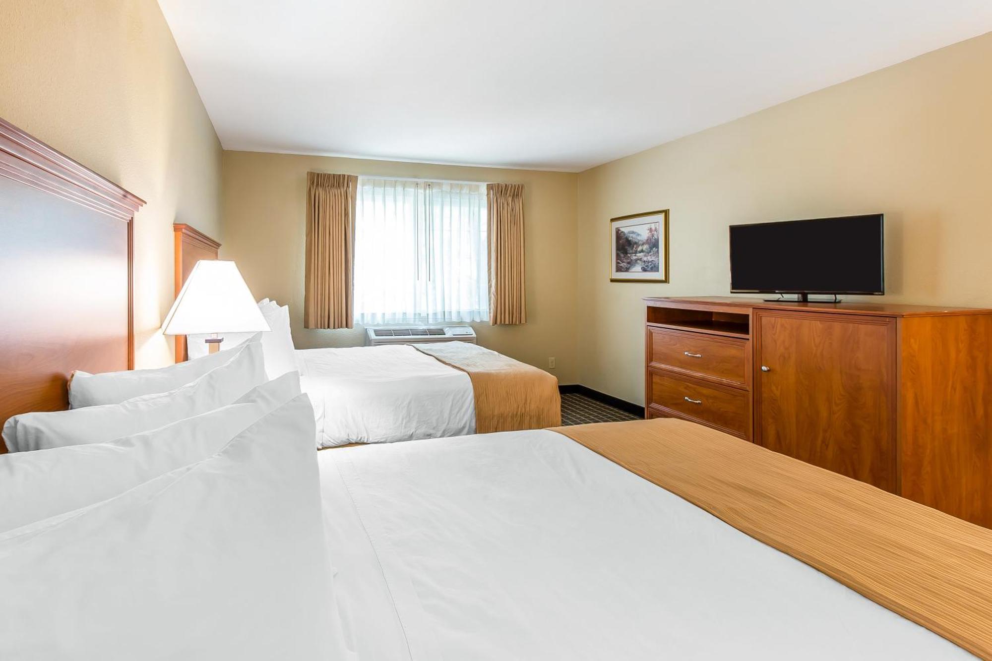 גלנווד ספרינגס Quality Inn & Suites On The River מראה חיצוני תמונה