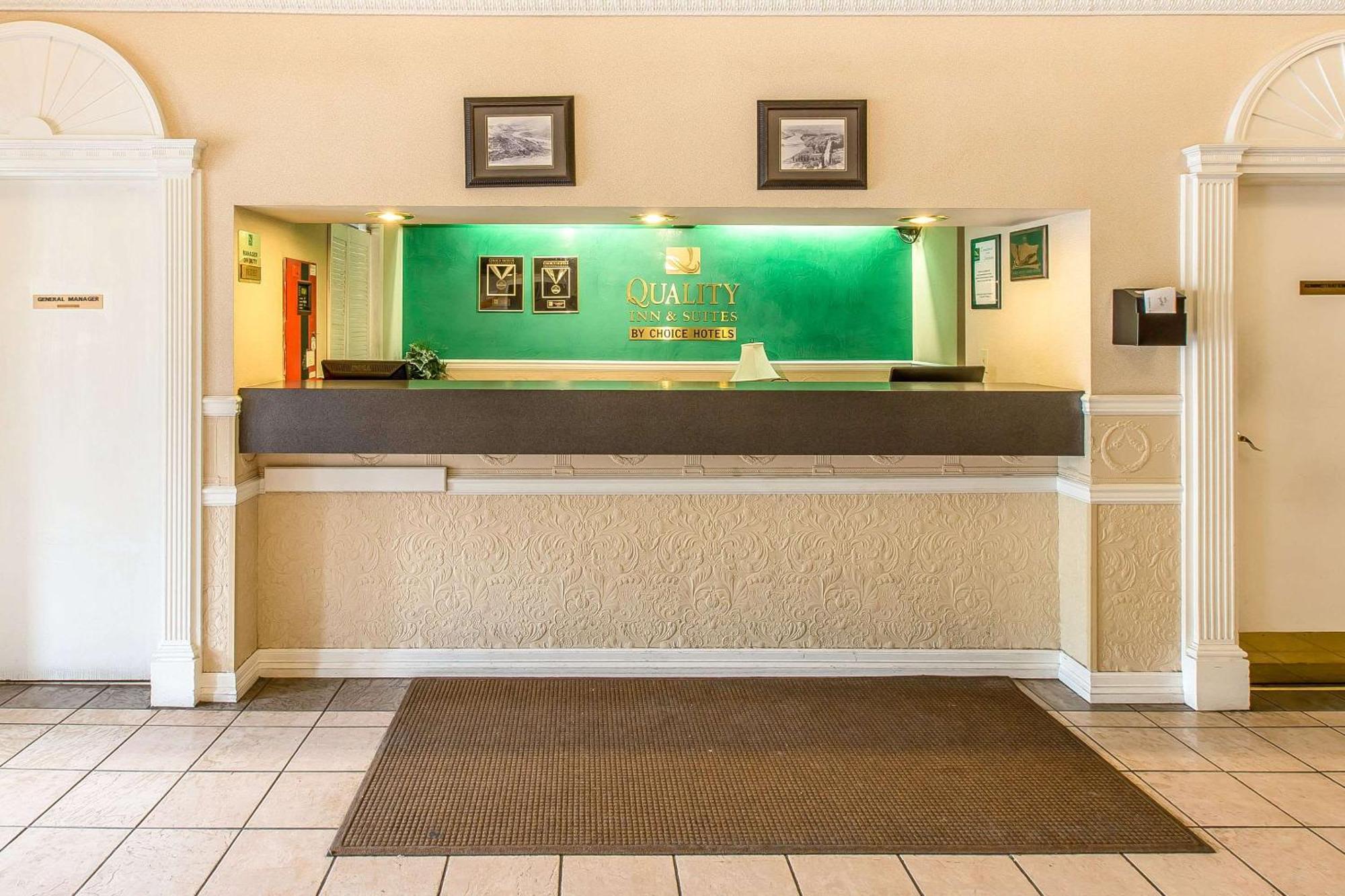 גלנווד ספרינגס Quality Inn & Suites On The River מראה חיצוני תמונה